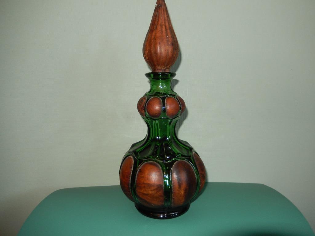 Carafe en verre vintage+cuir, bouteille de vin Empoli Italie, Antiquités & Art, Antiquités | Verre & Cristal, Enlèvement ou Envoi