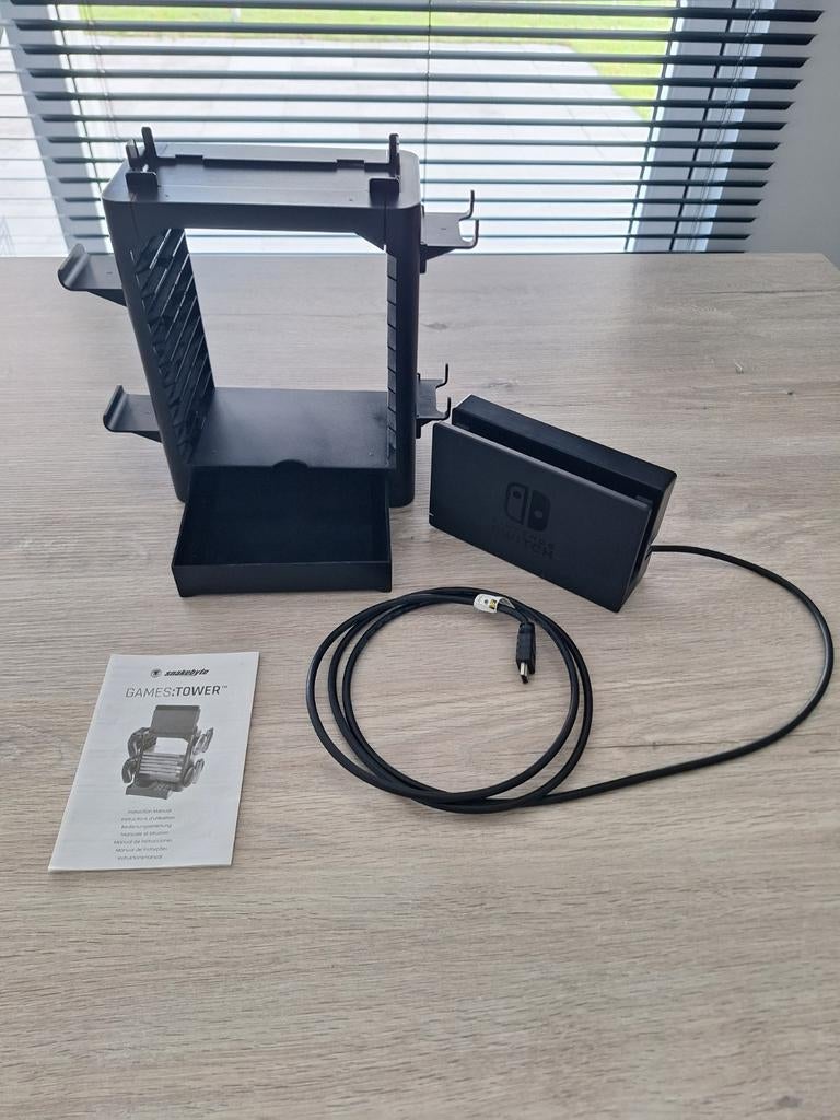 Gametower Nintendo switch, Games en Spelcomputers, Ophalen, Zo goed als nieuw, Zonder controller