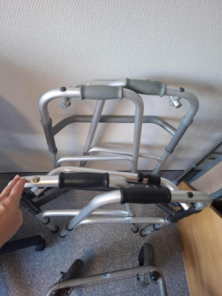 Évitez un marcheur, Enlèvement ou Envoi, Comme neuf, Fauteuil roulant à pousser