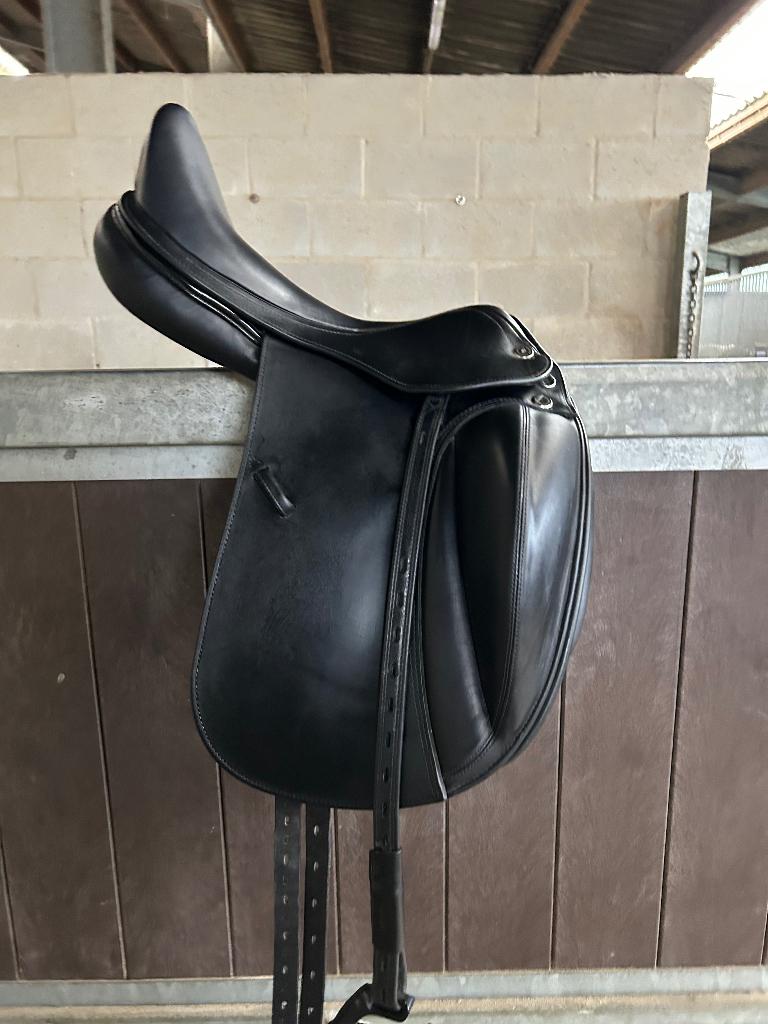 Selle prestige 2025, Animaux & Accessoires, Enlèvement, Neuf, Dressage