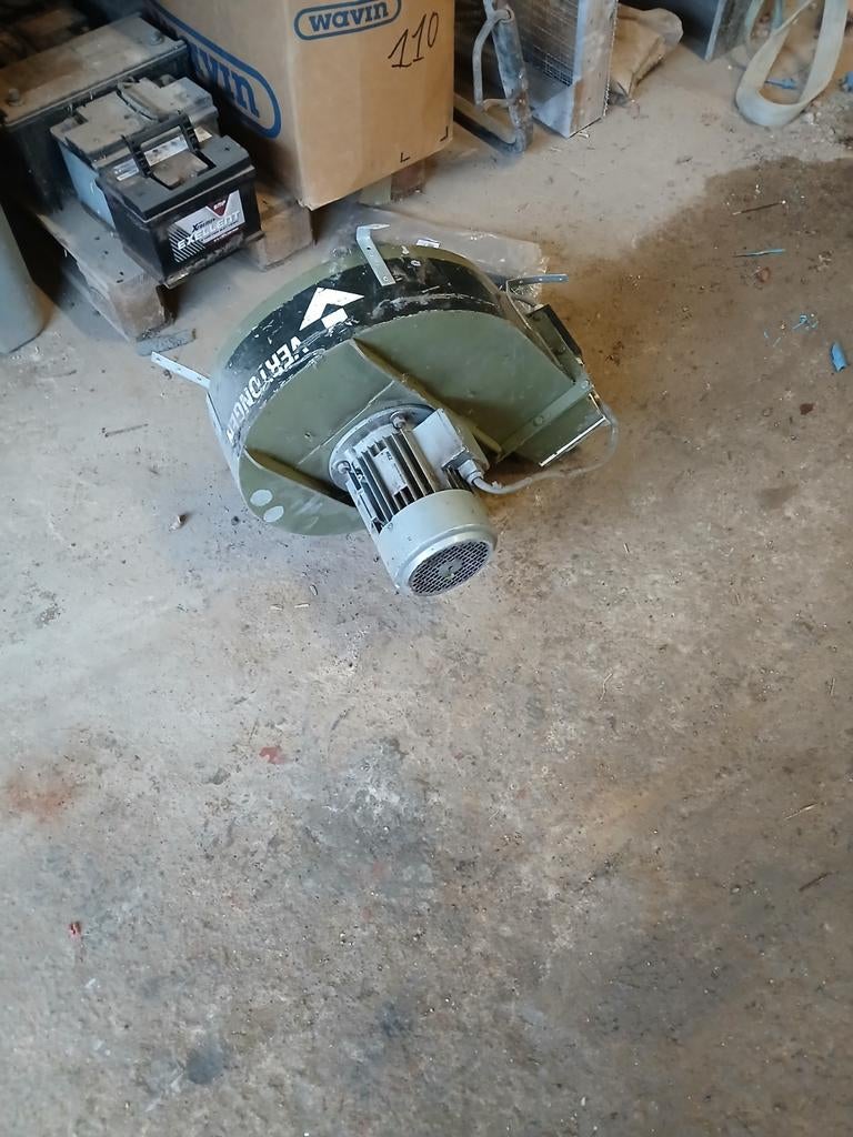 2 ventilatoren / blazers / stofafzuiging, Doe-het-zelf en Bouw, Ventilatie en Afzuiging, Ophalen