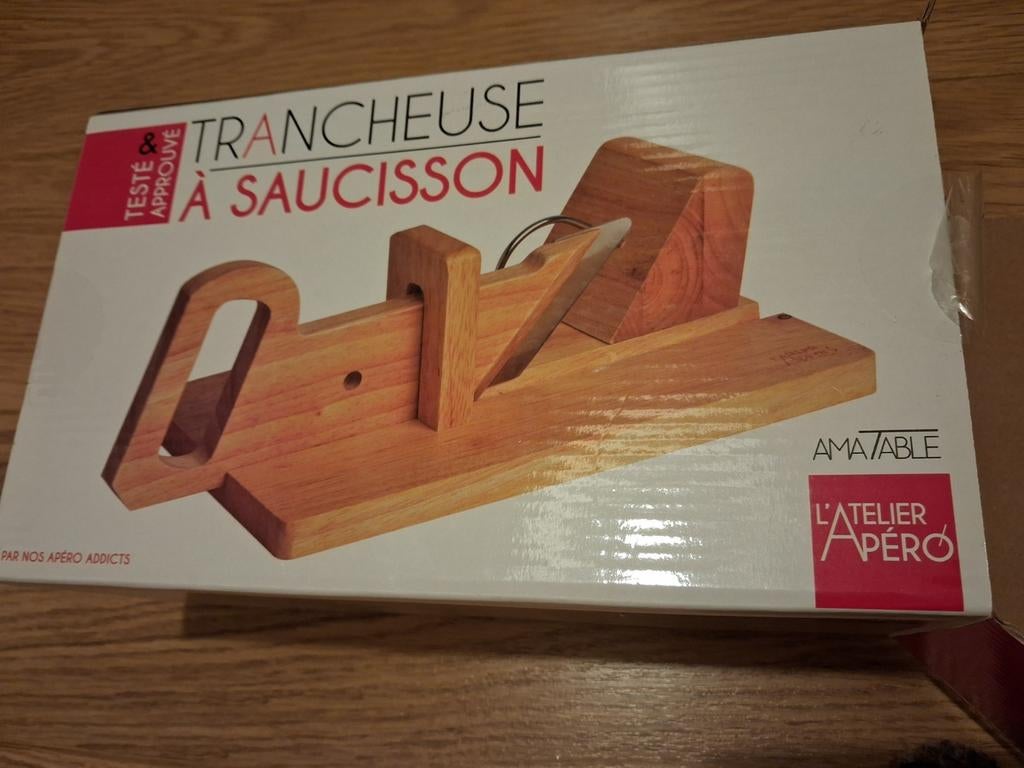 Trancheuse à  saucisson, Maison & Meubles, Cuisine | Ustensiles de cuisine, Enlèvement ou Envoi, Neuf