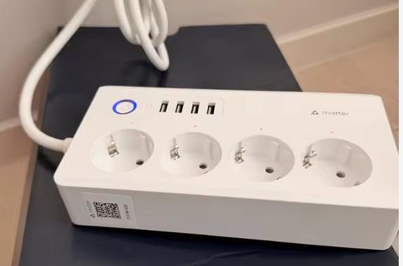 Multiprise intelligente — Application et commande vocale, TV, Hi-fi & Vidéo, Enlèvement ou Envoi, Neuf