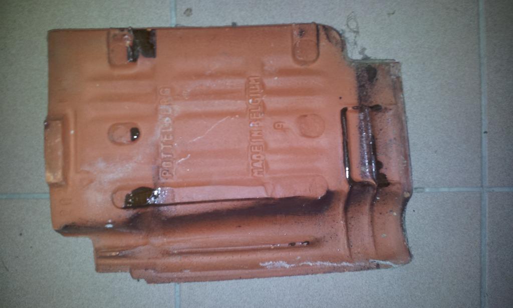 nieuwe ongebruikte dakpannen, stormpan dubbele sluiting, Doe-het-zelf en Bouw, Ophalen, Nieuw, Dakpannen, Overige kleuren