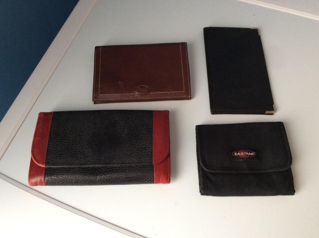 PORTEFEUILLES POUR FEMMES ET HOMMES, Enlèvement, Utilisé