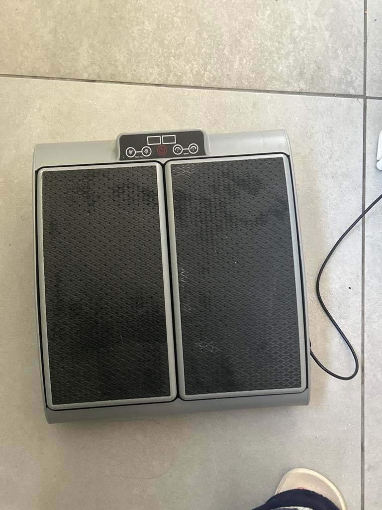 Vibrerende plaat - verbeterde bloedcirculatie, Overige materialen, Gebruikt, Trilplaat, Ophalen of Verzenden