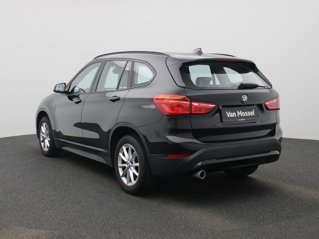 BMW X1 sDrive18iA (100 kW), Auto's, BMW, Stof, Gebruikt, Zwart, 136 pk