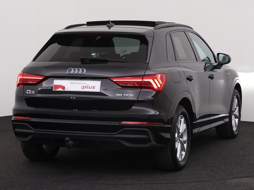 Audi Q3 Q3 35 TFSI Business Edition S line S tronic, Auto's, Audi, Automaat, Zwart, https://public.car-pass.be/vhr/10969fd4-04e8-4f02-99cc-8005119f6dc3