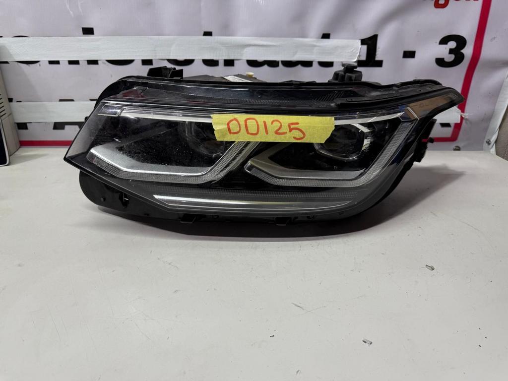 Volkswagen Tiguan Koplamp, Gebruikt, -, -, Ophalen of Verzenden