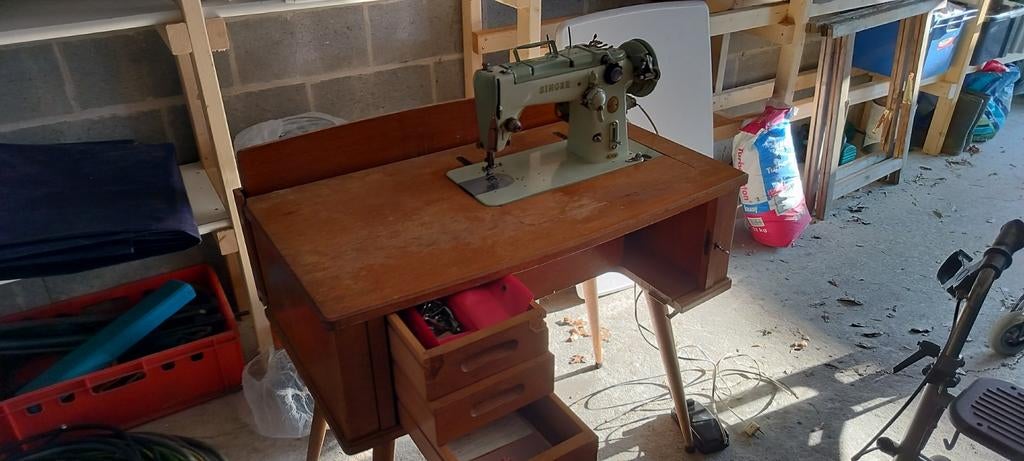 Retro Naaimachine, Ophalen, Naaimachine, Singer