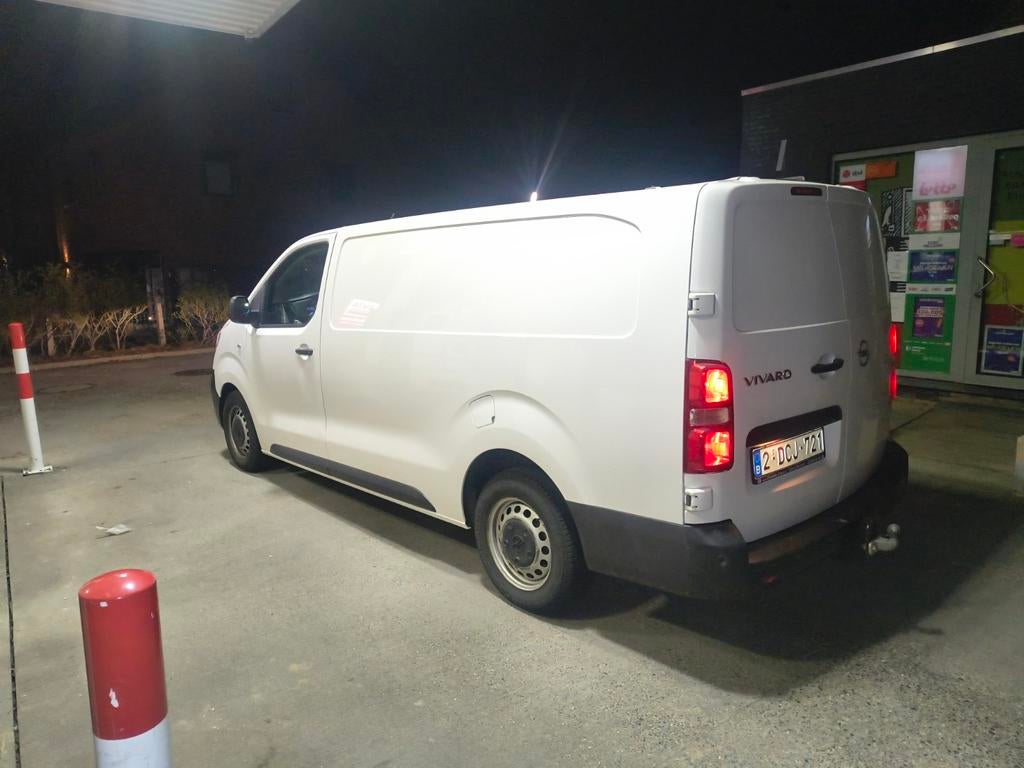 Opel Vivaro bj2019 2l 1300000km full-positie, Auto's, Te koop, Opel