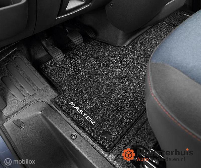 Mattenset origineel Master bestel III ('10-'20) 8201569371, Neuf, Enlèvement ou Envoi, Renault, Renault