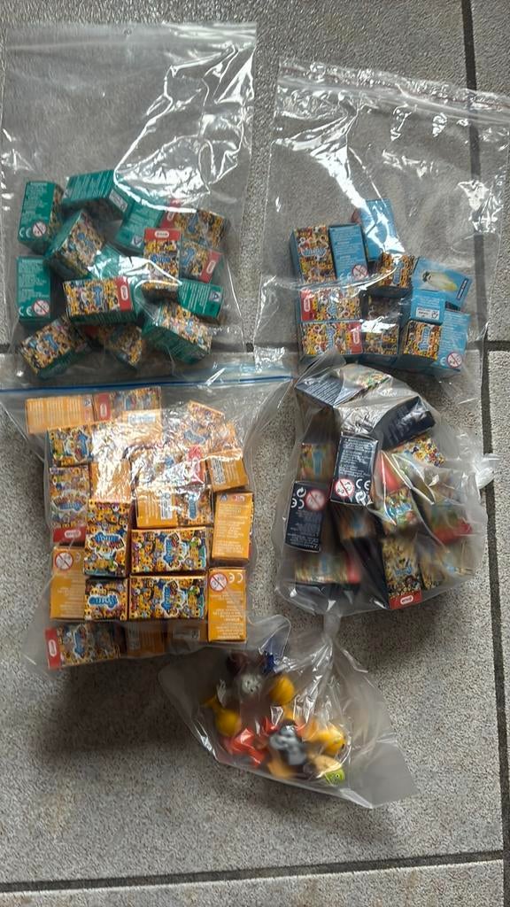 58 emoji’s van de aldi.  (Van verschillende jaren), Verzamelen, Supermarktacties, Aldi, Ophalen