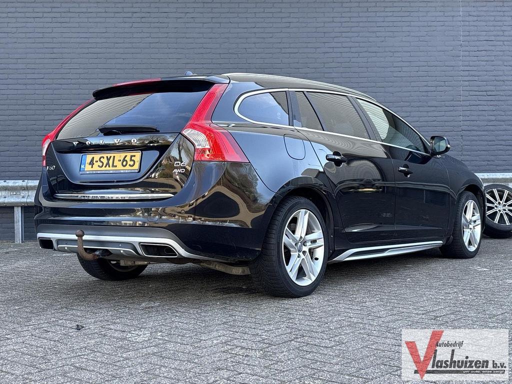 Volvo V60 2.4 D6 AWD Plug-In Hybrid Summum | Leder | Stoelve, Auto's, Automaat, 48 g/km, Zwart, Break