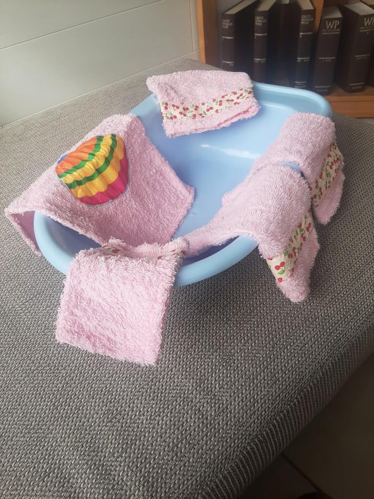 Babyborn badje en wc potje met washandjes en handdoekjes, Ophalen of Verzenden