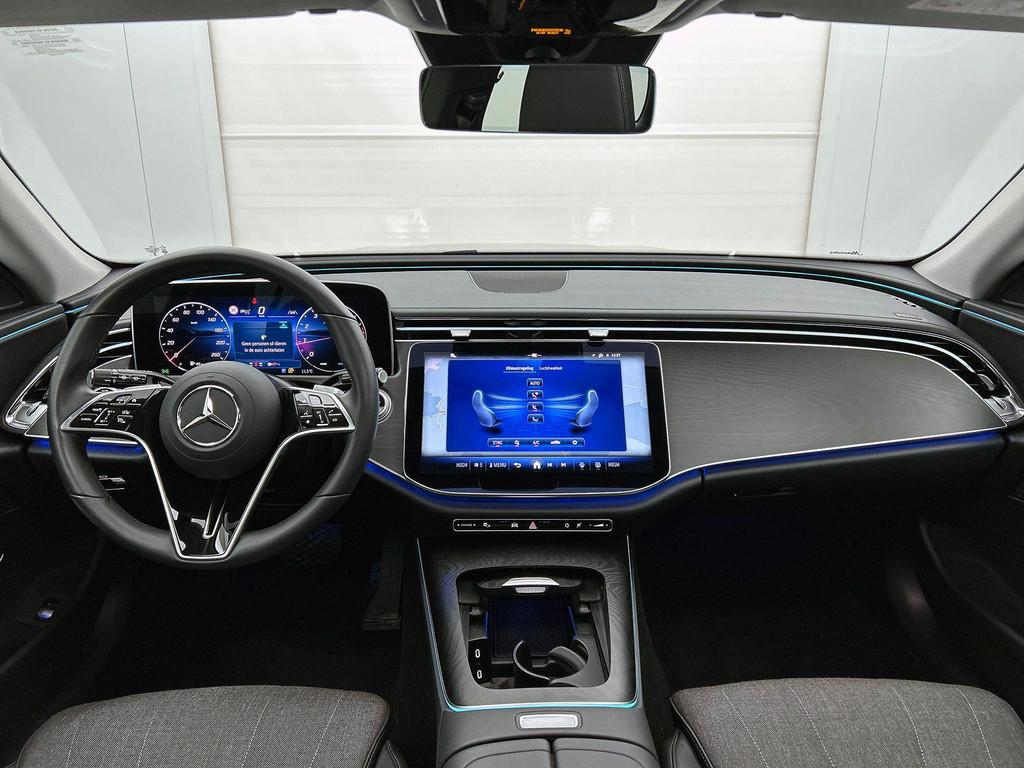 Mercedes-Benz E-Klasse 200 Break Luxury Line | Smartphone In, Autos, Argent ou Gris, Achat, Entreprise, 1905 kg