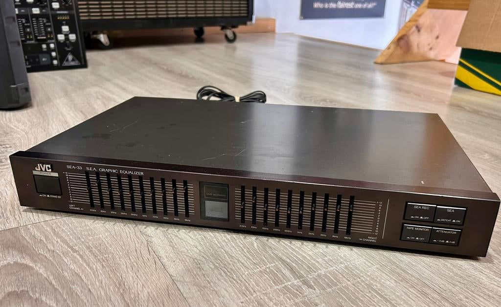 JVC SEA-33 equalizer, Ophalen of Verzenden, Zo goed als nieuw