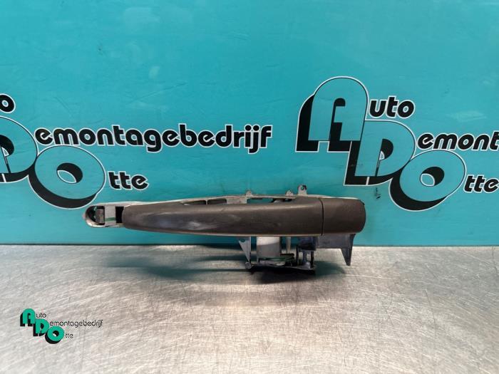 Poignée porte coulissante droite d'un Citroen Jumpy (Jumpy, Autos : Pièces & Accessoires, -, 3 mois de garantie, Utilisé, -