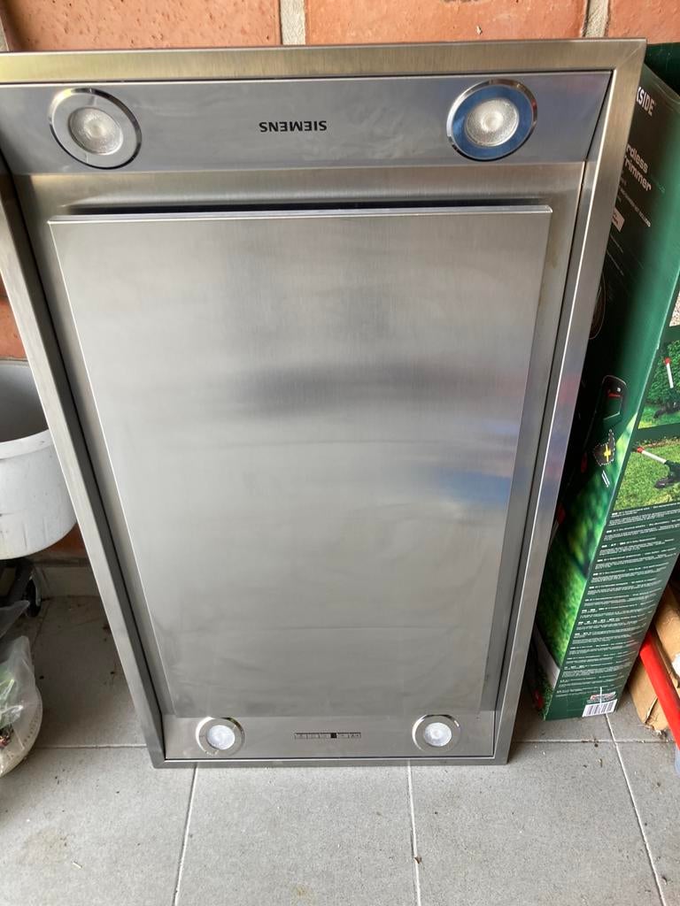 Siemens plafond inbouw dampkap, Elektronische apparatuur, Afzuigkappen, Ophalen, Wandschouwkap, Zo goed als nieuw, Inbouw