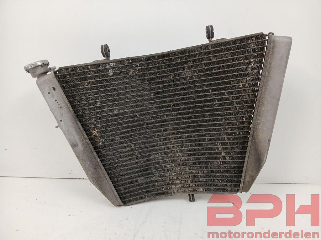 Radiateur Suzuki GSX-R 750 K4 - K5 2004 t/m 2005 koeler GSXR, Motoren, Onderdelen | Suzuki, Gebruikt, Ophalen of Verzenden