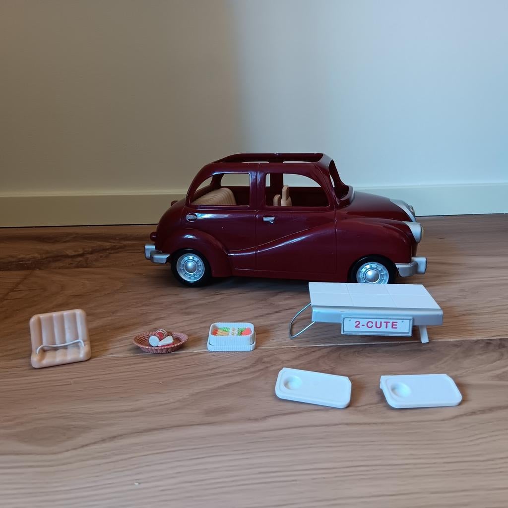 Sylvanian- voiture rouge (5273)