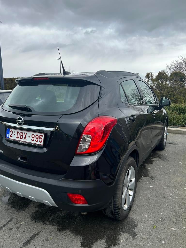 Opel mokka 2014 benzine motor 1.6, Auto's, Opel, Euro 5, Overige bekleding, Zwart, Handgeschakeld