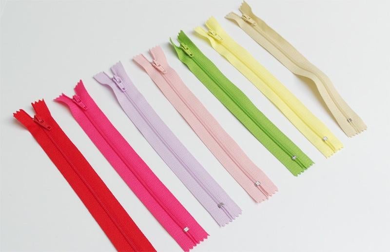 Promo! 5201) 8 Ritsen 18cm in verschillende kleuren, Ophalen of Verzenden, Nieuw, Rits of Sluiting