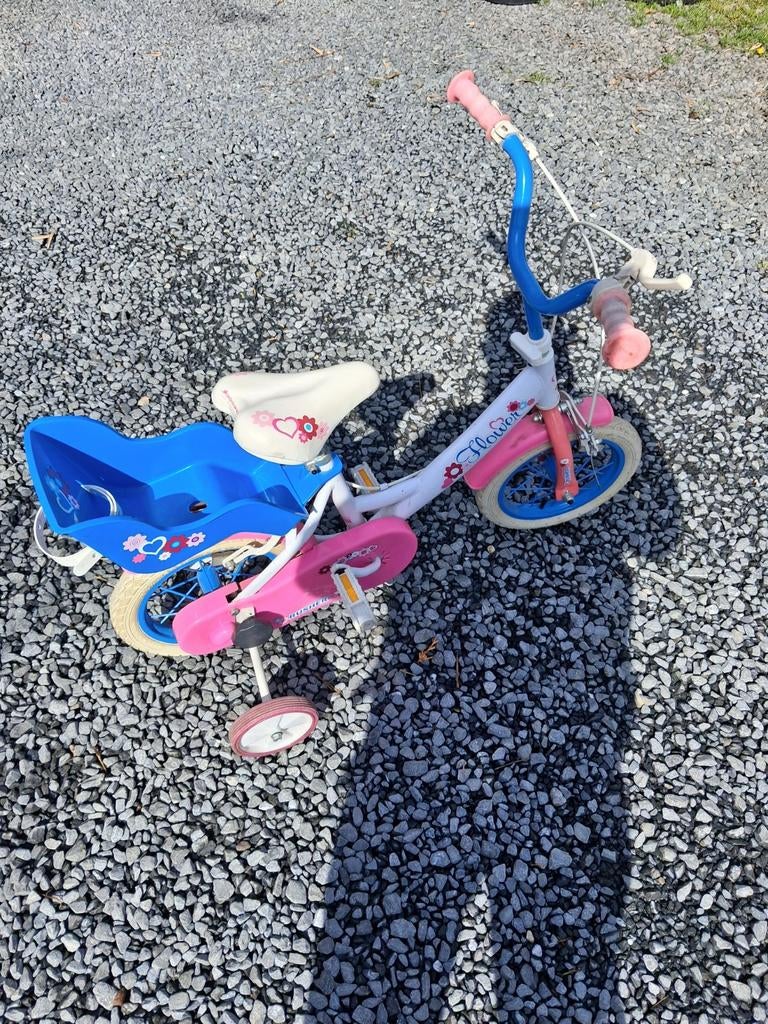 Vélo fille., Ophalen