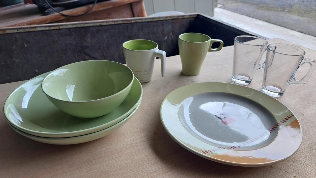 Ikea borden en tassen, Huis en Inrichting, Keuken | Servies, Ophalen, Bord(en)