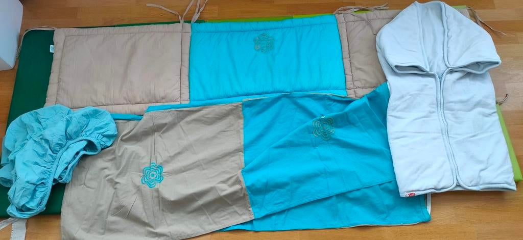 Tour de lit,nid d'ange...