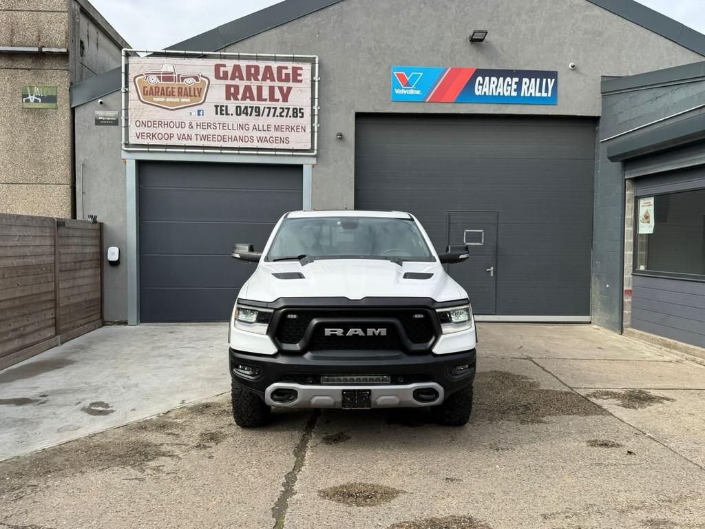 Dodge Ram 1500 4X4 Rebel €36.360 excl. BTW (bj 2019), Auto's, Automaat, Gebruikt, 295 kW, Parkeersensor