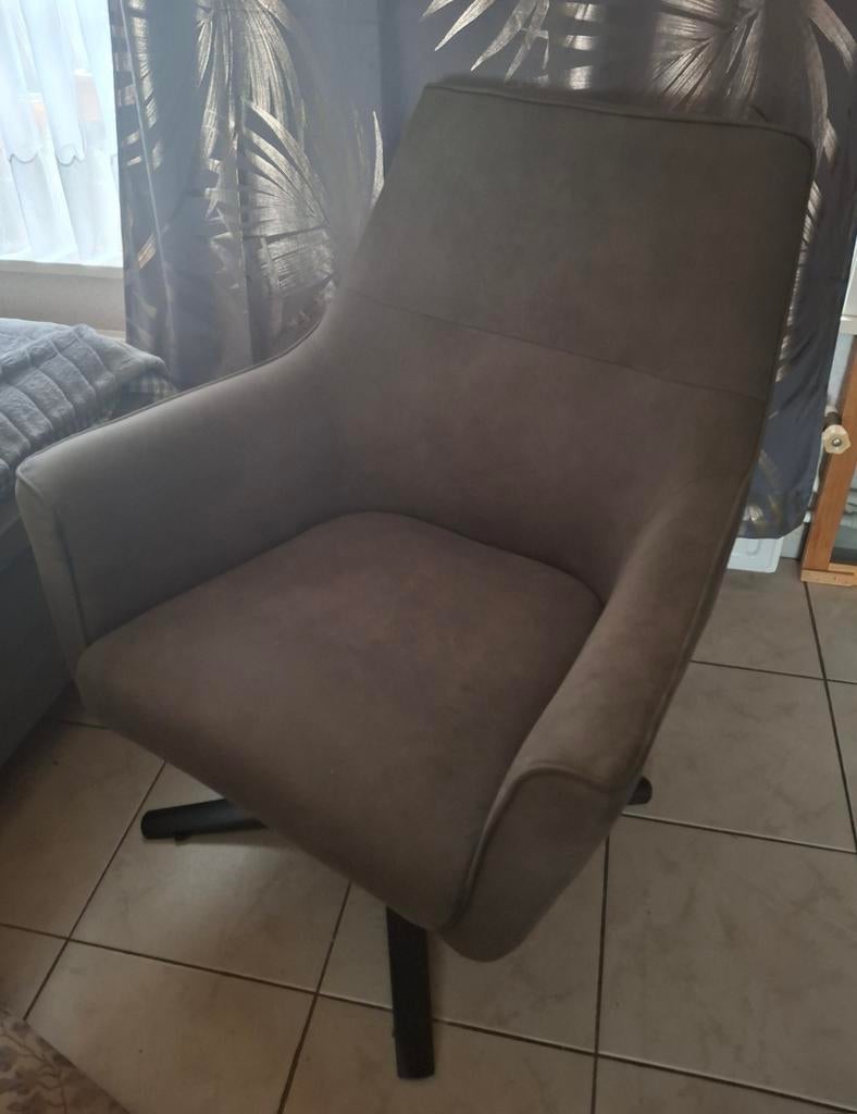 Draaistoel., Ophalen