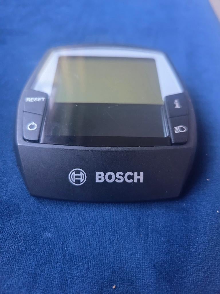 Bosh display, Fietsen en Brommers, Ophalen, Zo goed als nieuw