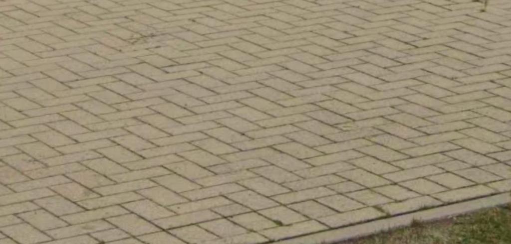 Gratis 40m2 klinker zelf afhalen, Enlèvement, Briques, 10 m²² ou plus, Béton