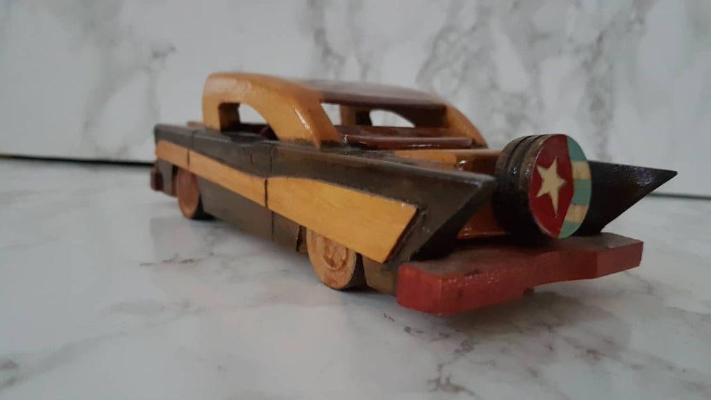 houten schaalmodel auto s, Enlèvement, Utilisé, Voiture