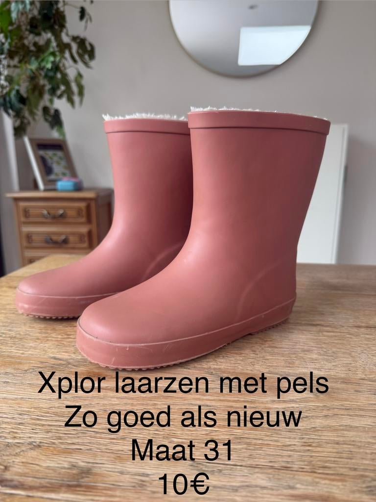 Laarzen met pels, Kinderen en Baby's, Ophalen, Zo goed als nieuw, Laarzen