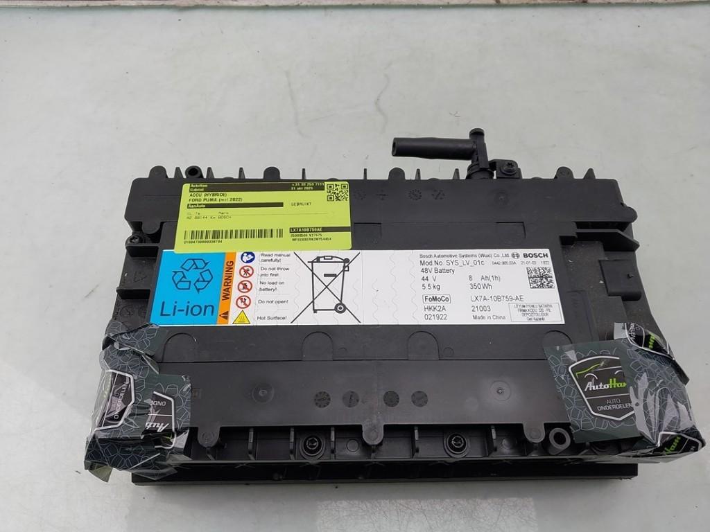 BATTERIE HAUT VOLTAGE Ford Puma (01-2019/-) (|LX7A10B759AE|), Robert Bosch AG, Robert-Bosch-Allee 1
74232  Abstatt, DE, Engineering@bosch.com