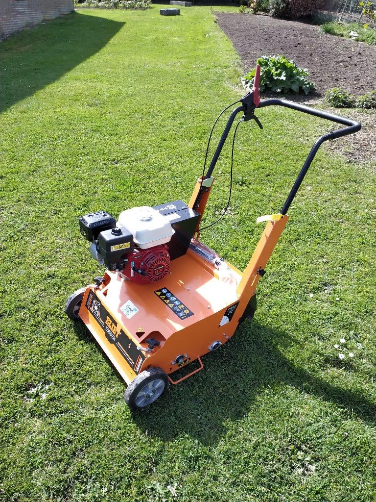 Scarificateur eliet, Enlèvement, Comme neuf, Essence, Eliet