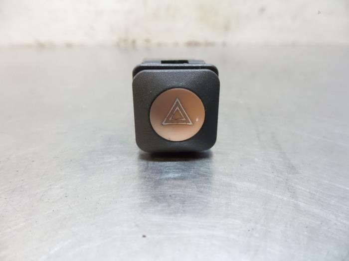 Commutateur éclairage d'urgence d'un Maserati Biturbo, Maserati, -, 3 mois de garantie, Utilisé