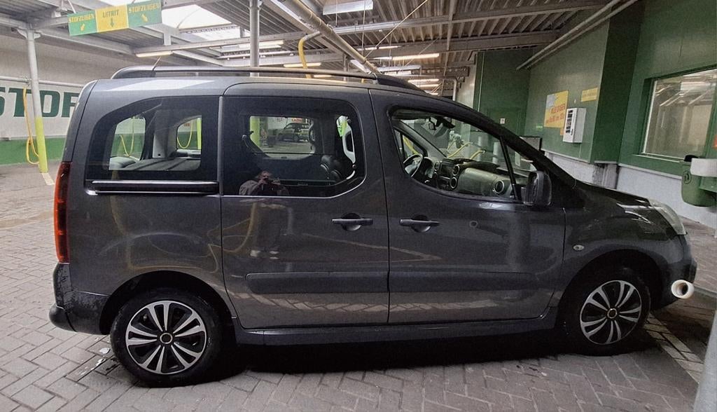 Peugeot partner tepee, Zwart, 5 deurs, Particulier, Zilver of Grijs