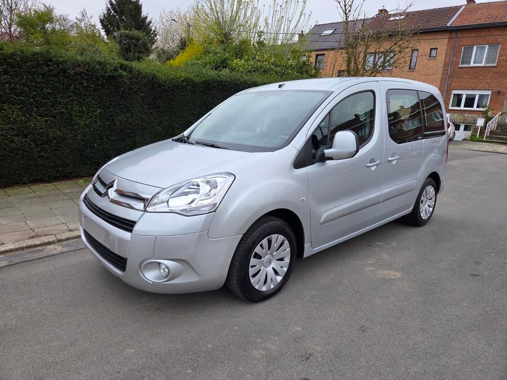 Citroën Berlingo 1.6 hdi---5 zitplaatsen---, Auto's, Monovolume, 1600 cc, Berlingo, 5 deurs