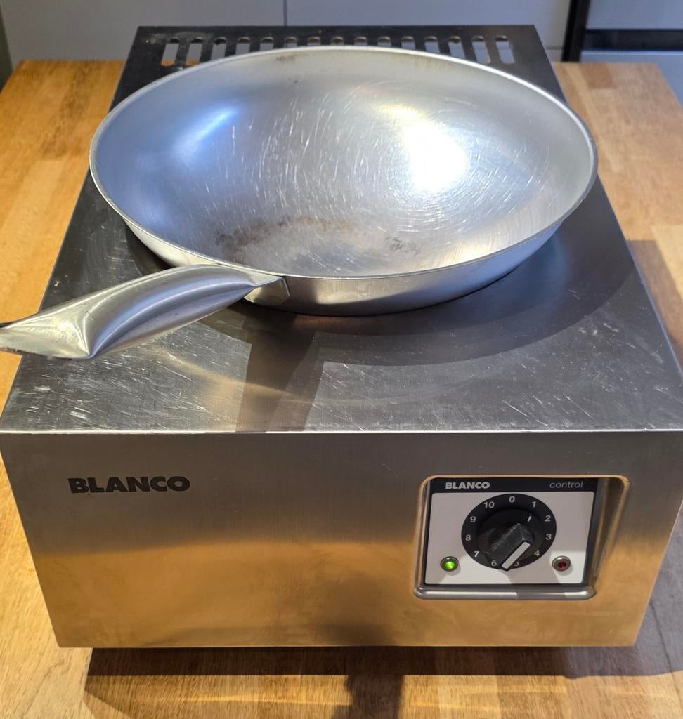 Wok professionnels de la marque blanco très peu utilisé, Maison & Meubles, Enlèvement, Utilisé, Wok