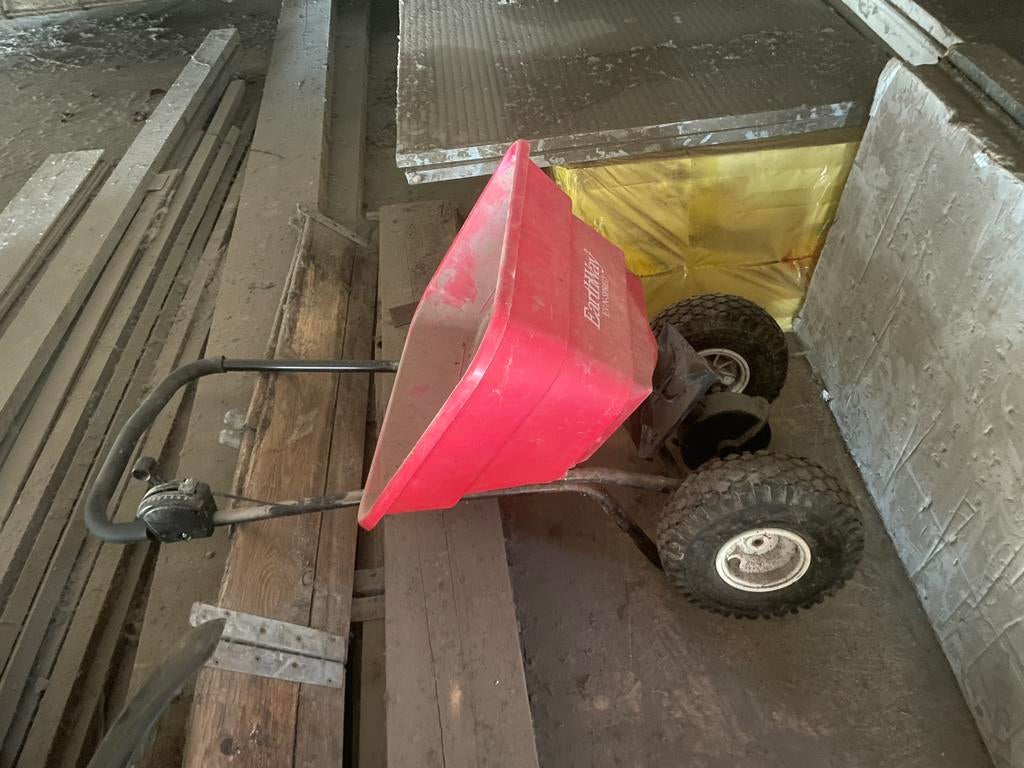 Mest karretje, Tuin en Terras, Ophalen, Kunstmest