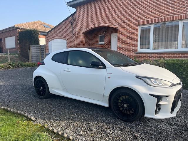 Toyota GR Yaris - convenience pack 2024, Autos, Toyota, Achat, Euro 6, Alcantara, Noir