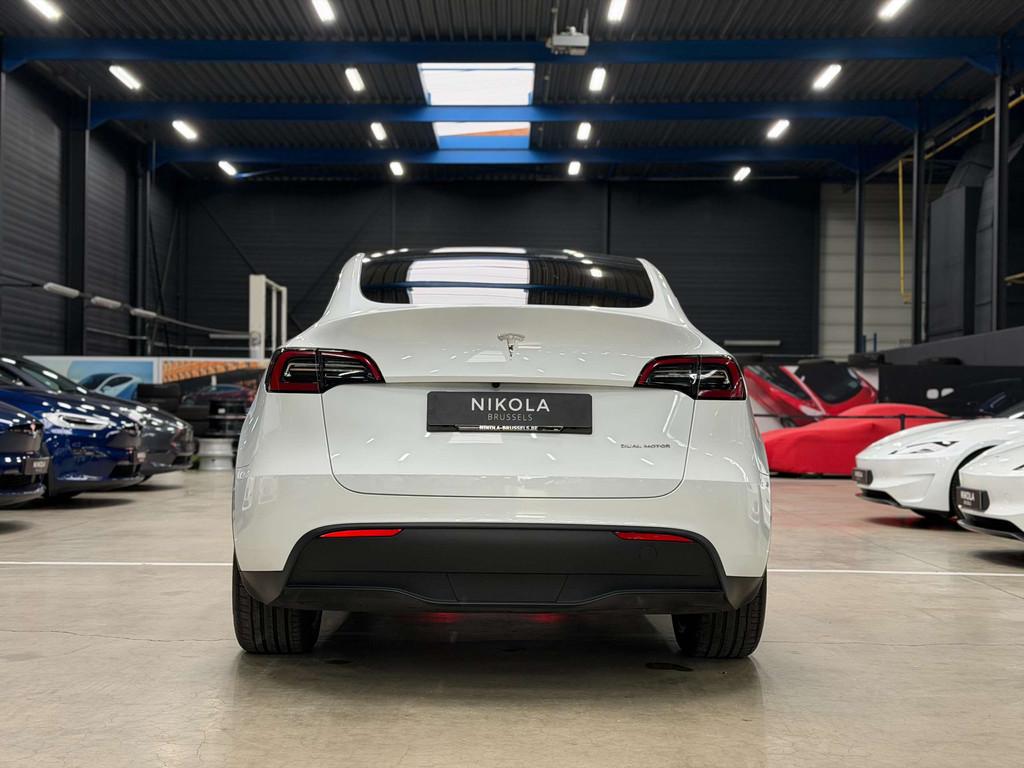 Tesla Model Y LONG RANGE - AWD - AUTOPILOT (bj 2023), Auto's, Zwart, Wit, 5 zetels, SUV of Terreinwagen