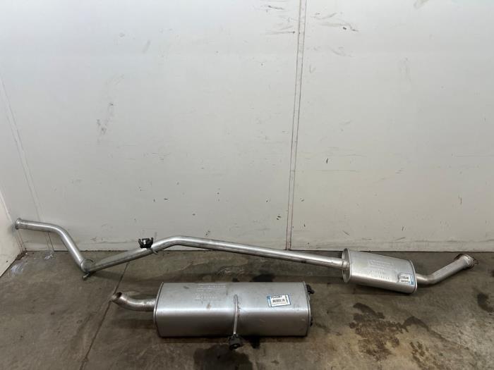 Echappement silencieux arrière + central d'un Peugeot 307, Autos : Pièces & Accessoires, 3 mois de garantie, Utilisé, -, - 38
2156LC  Weteringbrug