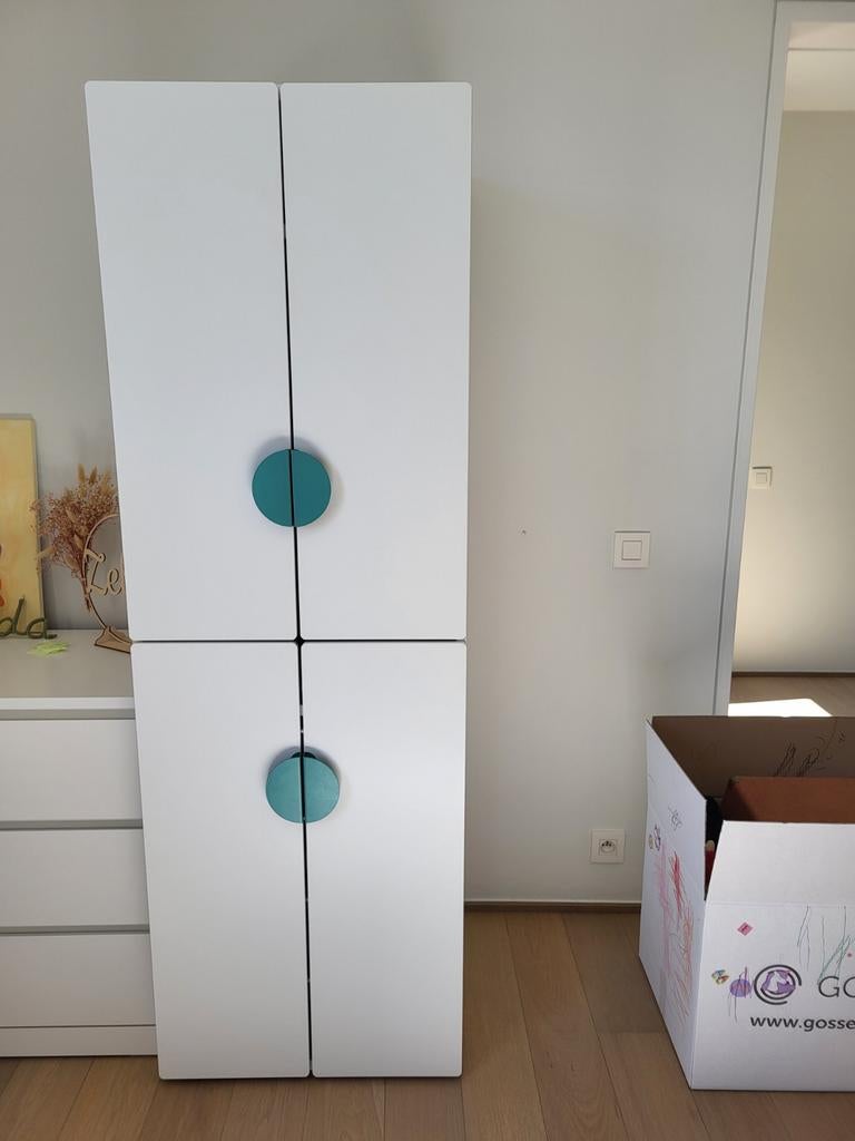 Kledingkast kind ikea, Kinderen en Baby's, Kinderkamer | Commodes en Kasten, Ophalen