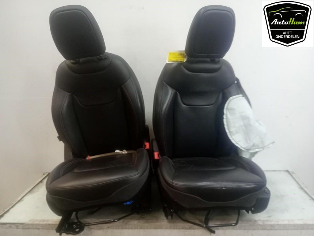 INTERIEUR Jeep Renegade (BU) (01-2014/12-2018), Auto-onderdelen, Interieur en Bekleding, Gebruikt, Jeep