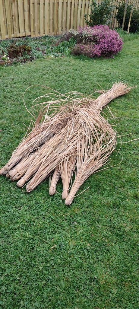 Bottes de rotin, Enlèvement