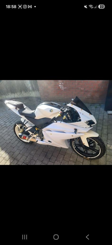 Yamaha R125 2012, 25 XXX km, Vélos & Vélomoteurs, Mini Bikes, Midi Bikes & Pit Bikes, 125 cm³, Yamaha, Enlèvement, Utilisé